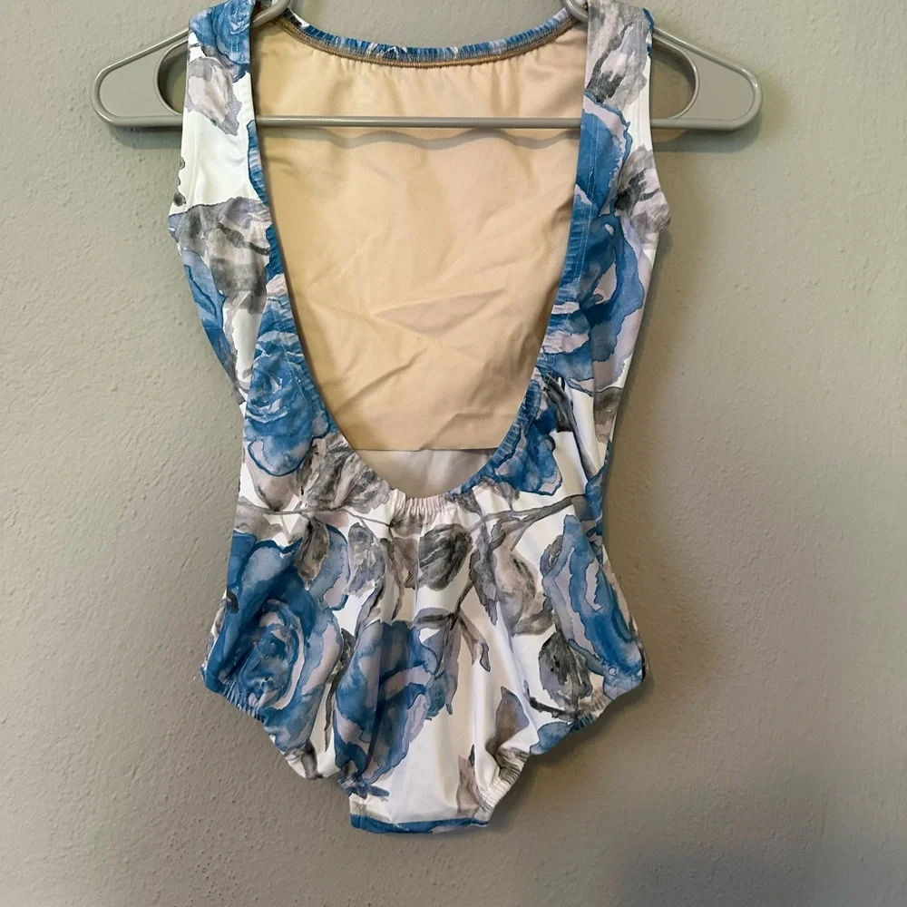 Luckyleo - Picture 2 of 2